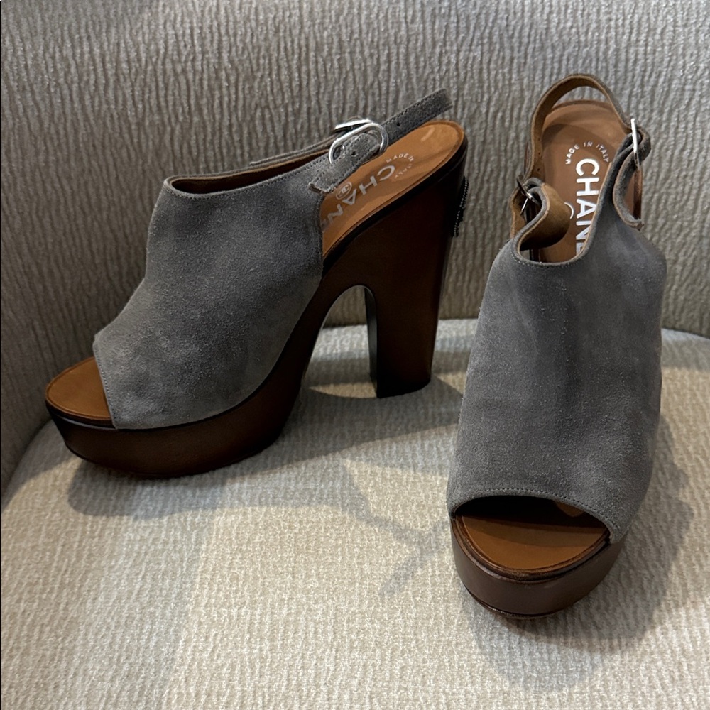 CHANEL Gray Suede Platform Mules